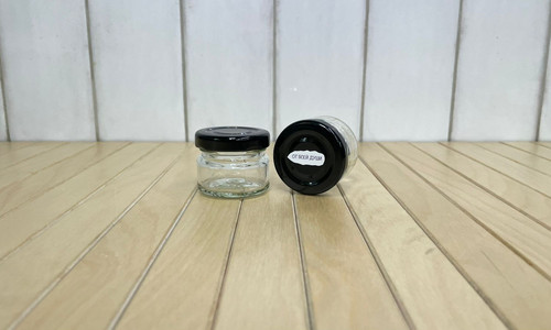 025 мл Баночка прозрачное стекло с черной крышкой