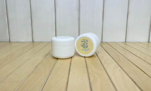 050 мл Баночка белый пластик с вкладышем