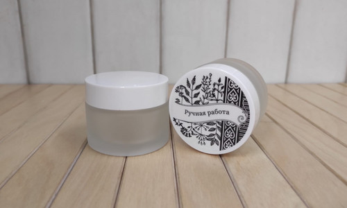 050 мл Баночка матовое стекло с белой крышкой